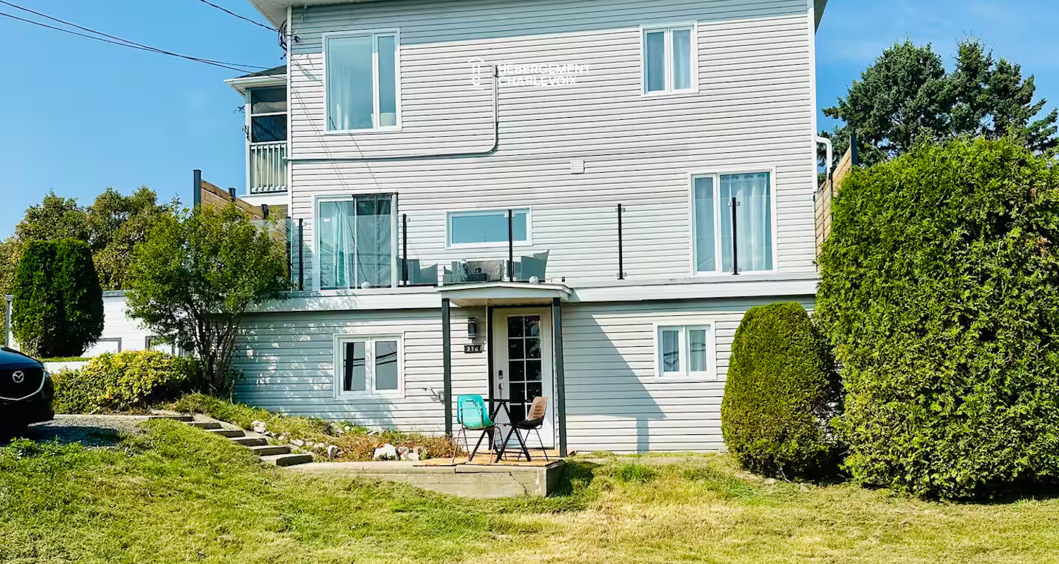 MIG-316 - Parfait pour décrocher, marcher en montagne, admirer le fleuve